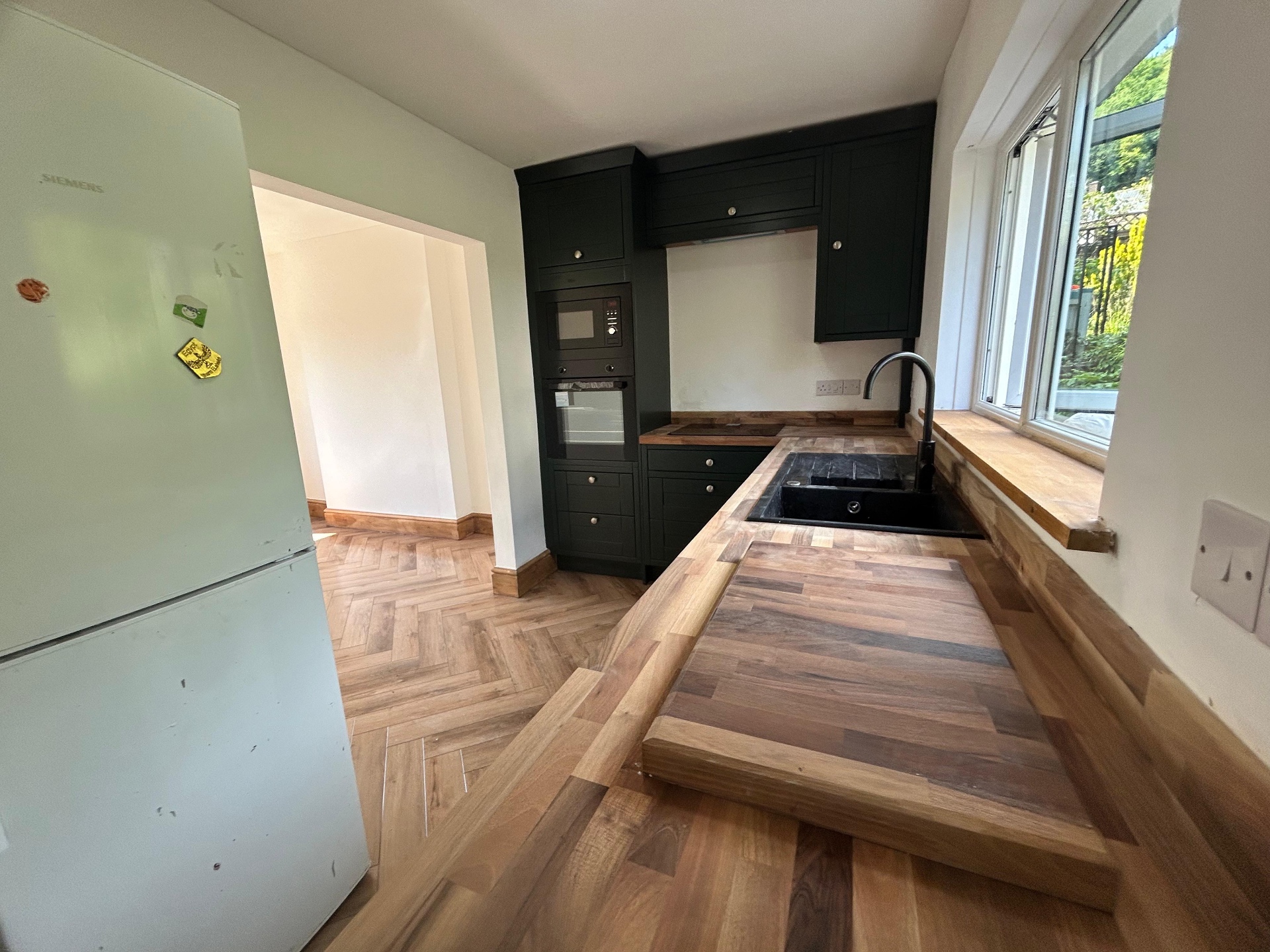 Shaker kitchen install
